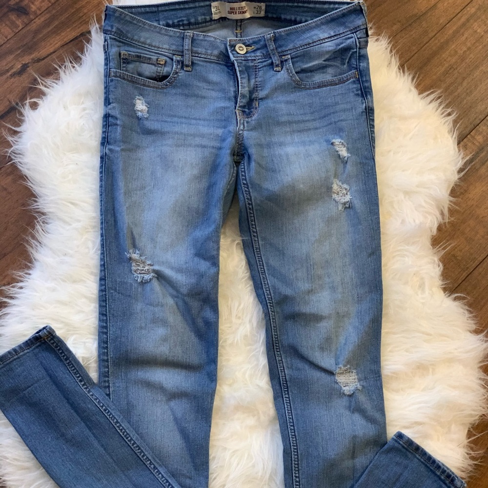🌻OFFERS?🌻 Hollister skinny jeans
